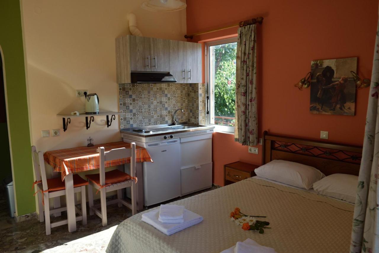 Stamoulis Apartments Αγία Ευφημία Εξωτερικό φωτογραφία