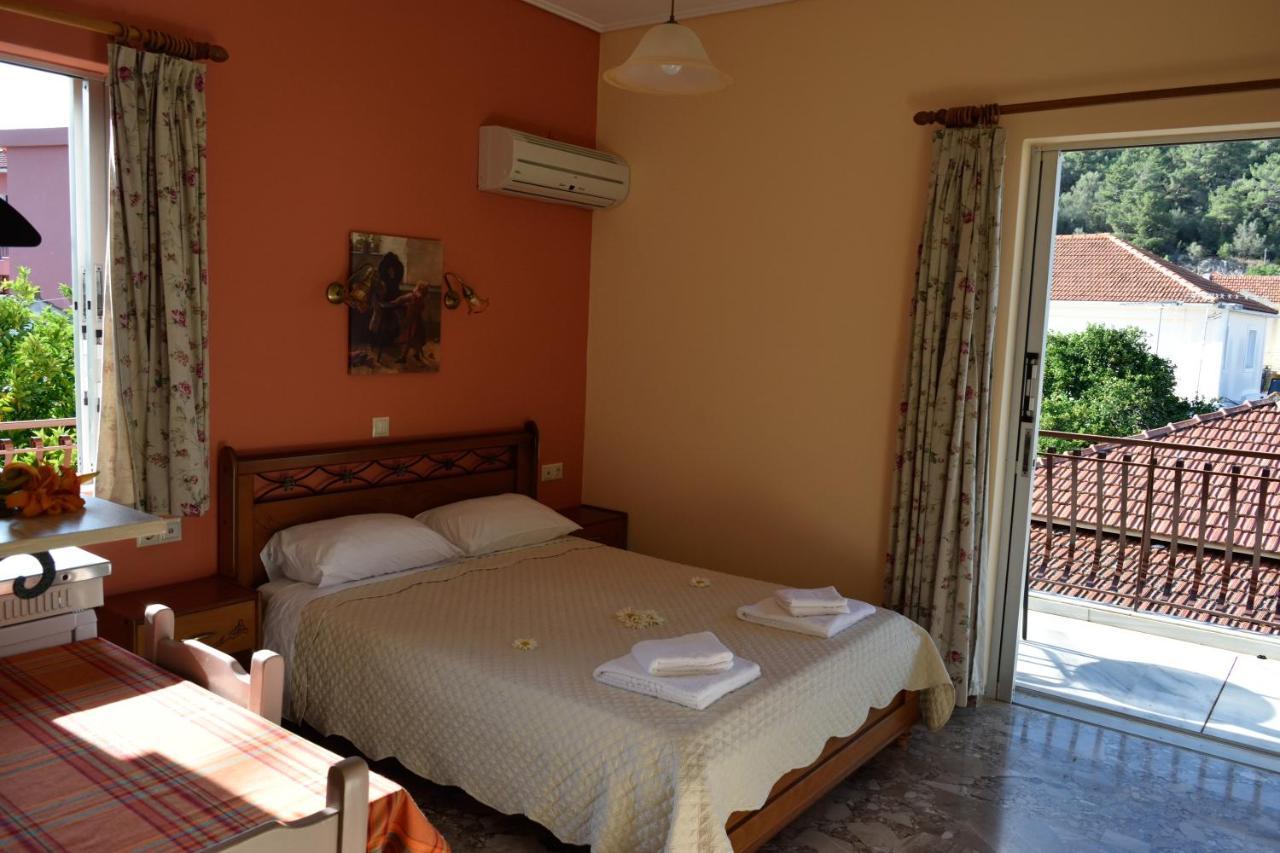 Stamoulis Apartments Αγία Ευφημία Εξωτερικό φωτογραφία