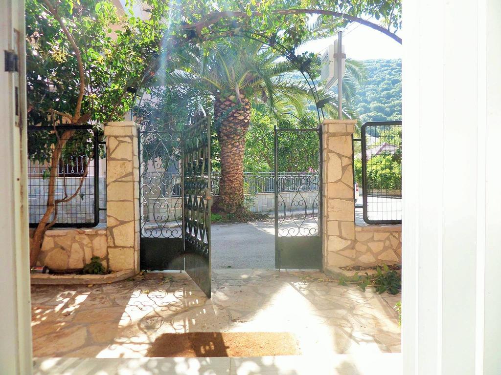 Stamoulis Apartments Αγία Ευφημία Εξωτερικό φωτογραφία