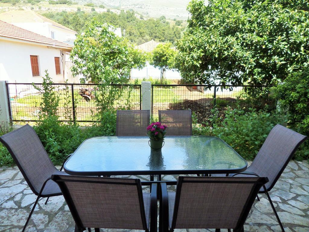 Stamoulis Apartments Αγία Ευφημία Εξωτερικό φωτογραφία